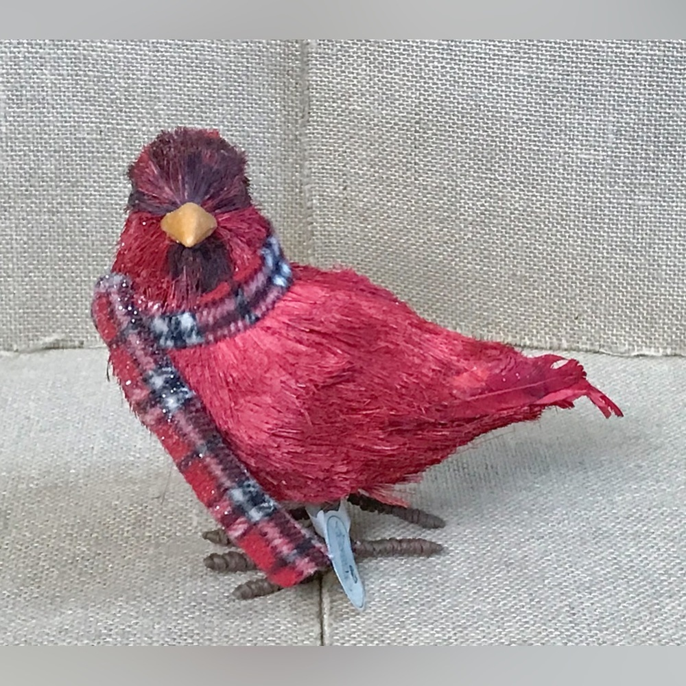 Regency International Frost Sisal Cardinal Figure Winter Bird Christmas Cottage